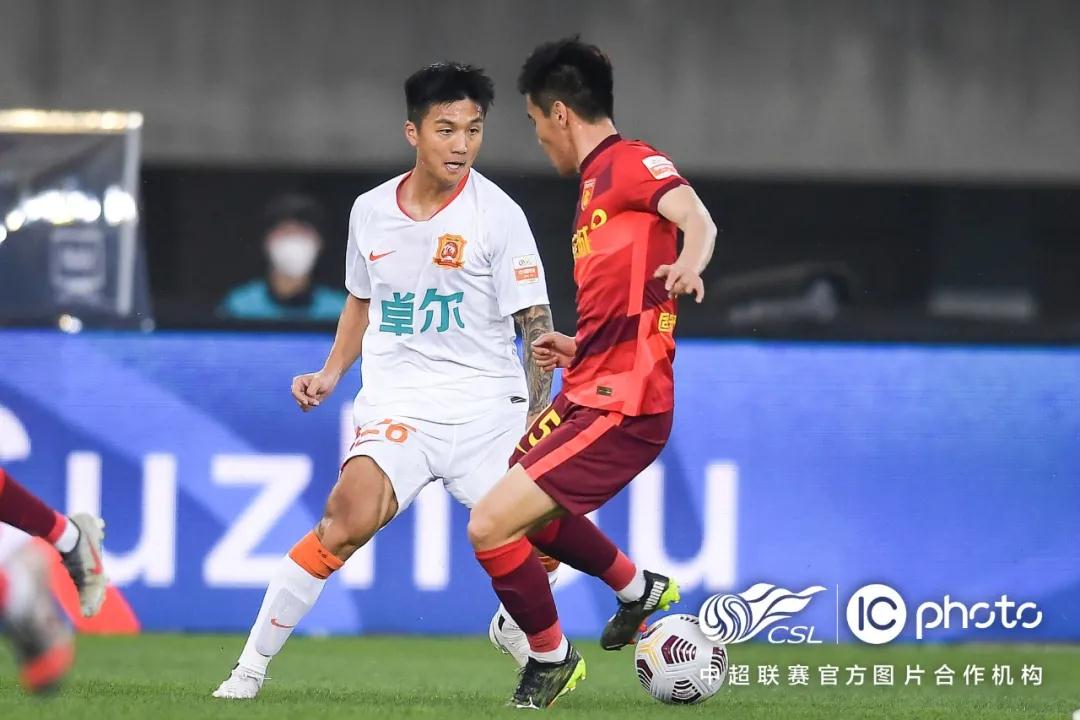 نتائج وتفاصيل الدوري الإيطالي 2024-2025أحدث التحديثات والمواجهات